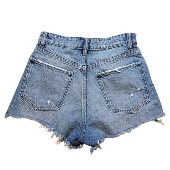 Zara Denim High-Waisted Women Shorts 4 - Picture 2 of 6